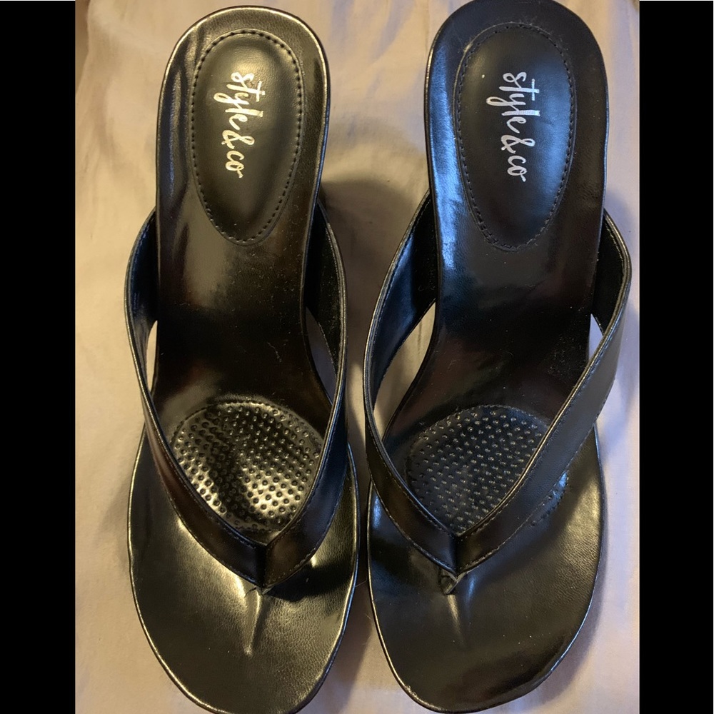 Wedge sandals
